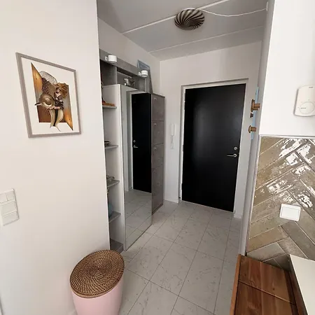 דירה Modern Stylish Near Centre With Parking *